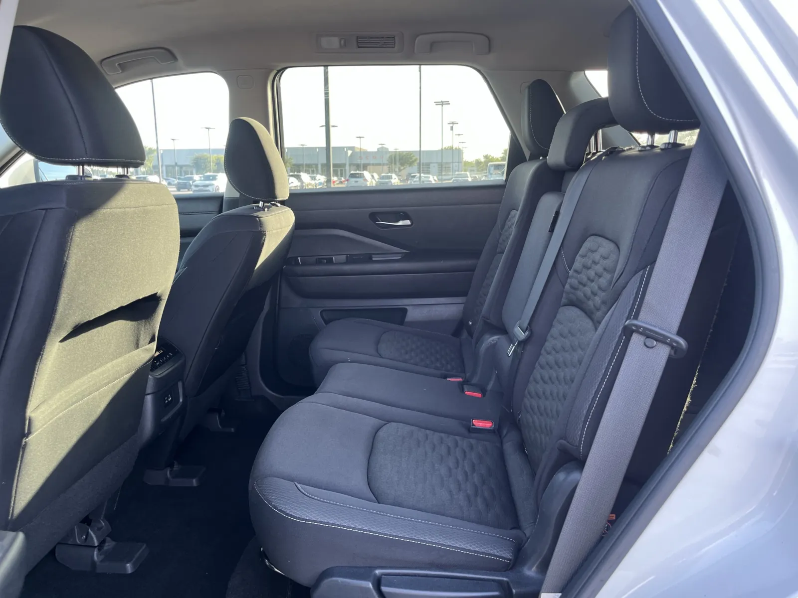 Nissan Pathfinder photo 28