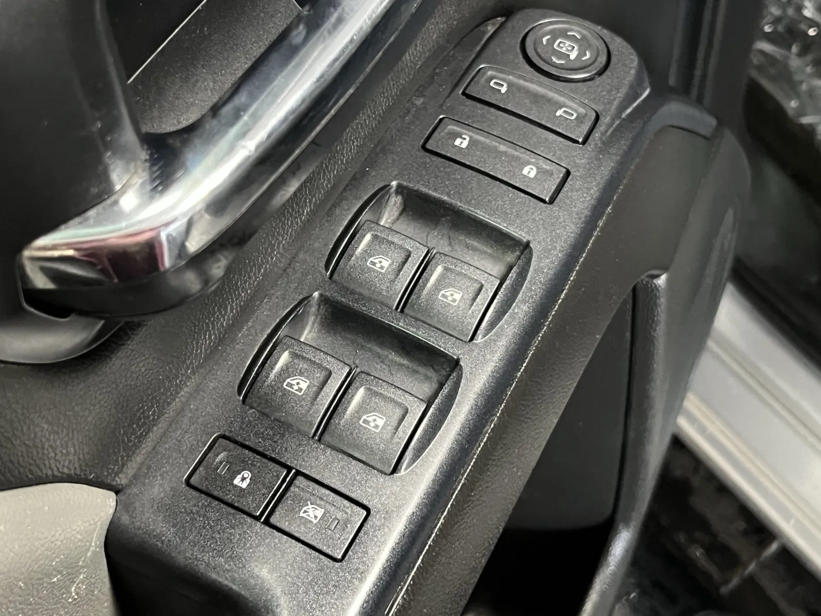 Chevrolet Silverado photo 20