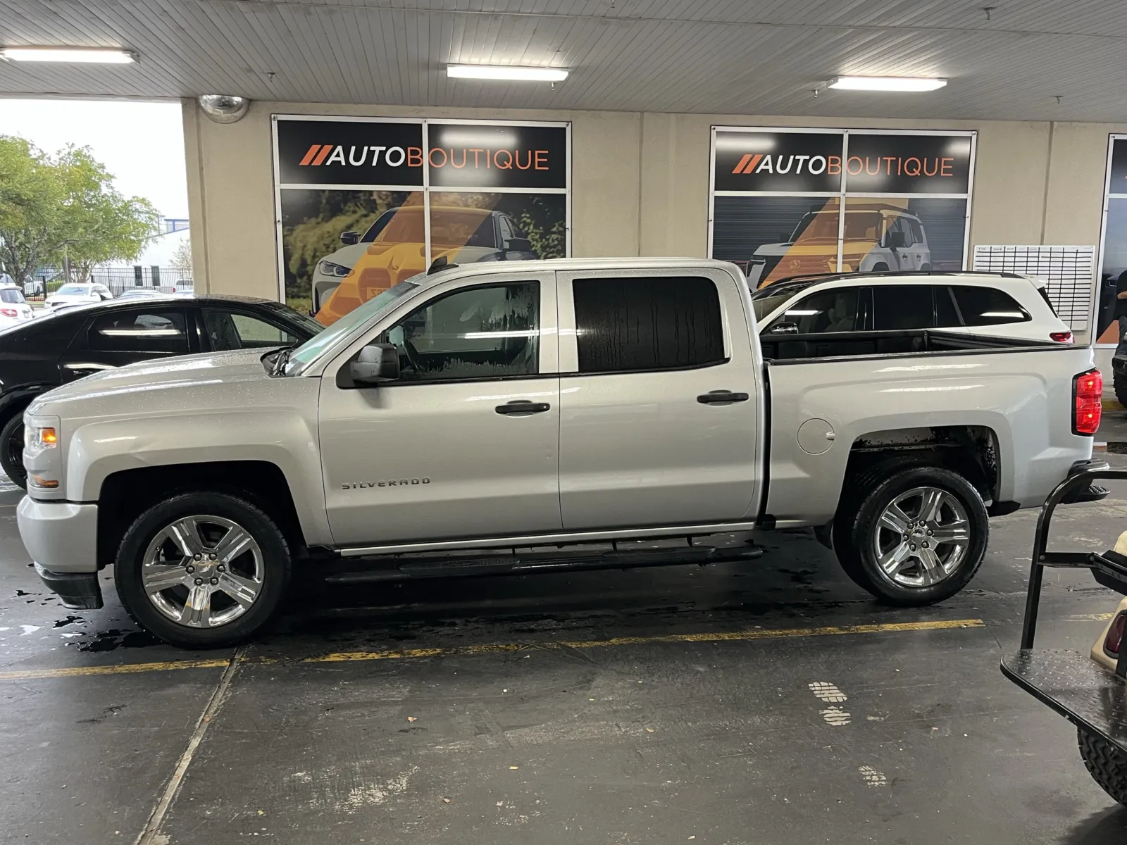 Chevrolet Silverado photo 11
