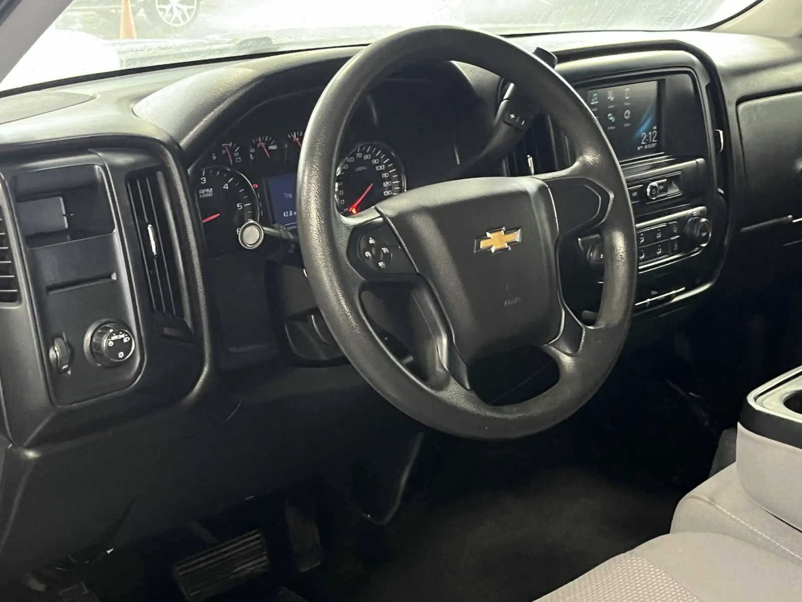 Chevrolet Silverado photo 12