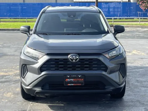 More photos of 2020 Toyota RAV4 LE at Auto Boutique Texas, TX