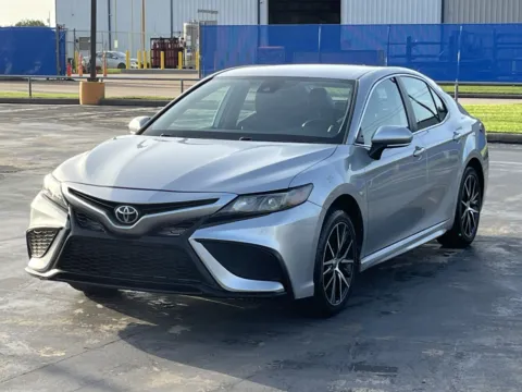 Another view of 2022 Toyota Camry SE for sale in Alvin, TX at Auto Boutique Texas