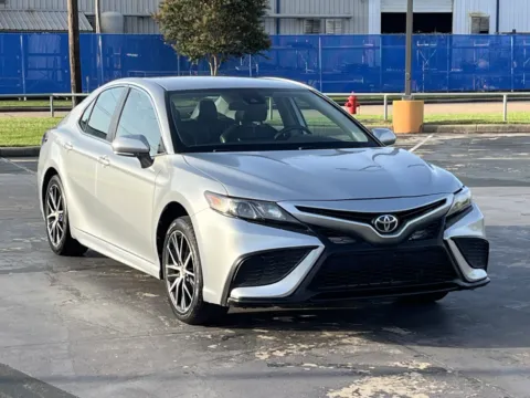 Photos of 2022 Toyota Camry SE for sale in Alvin, TX at Auto Boutique Texas