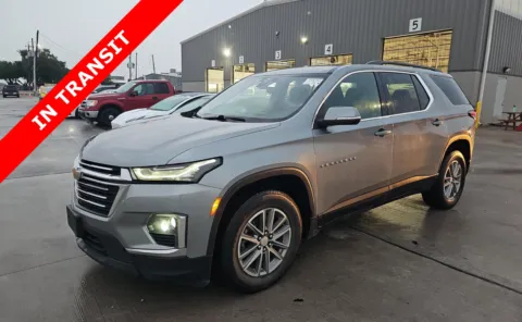 Gray 2023 Chevrolet Traverse LT Cloth for sale in Alvin, TX