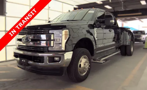 Black 2019 Ford Super Duty F-350 DRW LARIAT for sale in Alvin, TX
