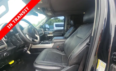 More photos of 2019 Ford Super Duty F-350 DRW LARIAT at Auto Boutique Texas, TX