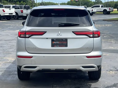 More photos of 2024 Mitsubishi Outlander SE at Auto Boutique Texas, TX