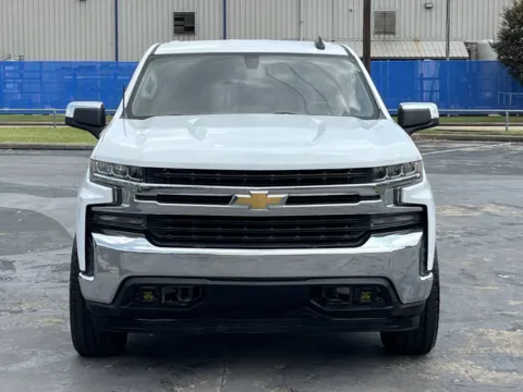 More photos of 2020 Chevrolet Silverado 1500 LT at Auto Boutique Texas, TX