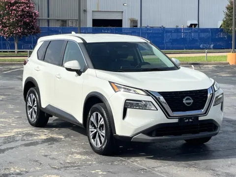 Photos of 2022 Nissan Rogue SV for sale in Alvin, TX at Auto Boutique Texas