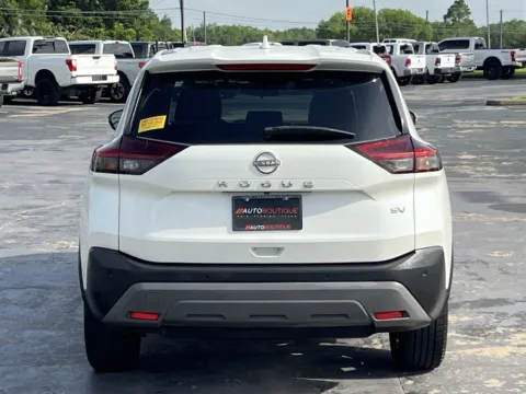 More photos of 2022 Nissan Rogue SV at Auto Boutique Texas, TX