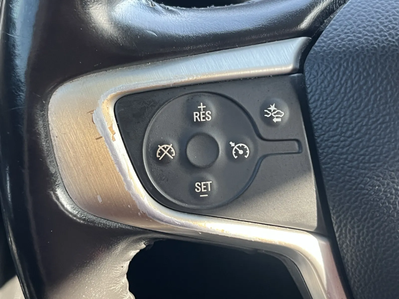 GMC Terrain photo 16