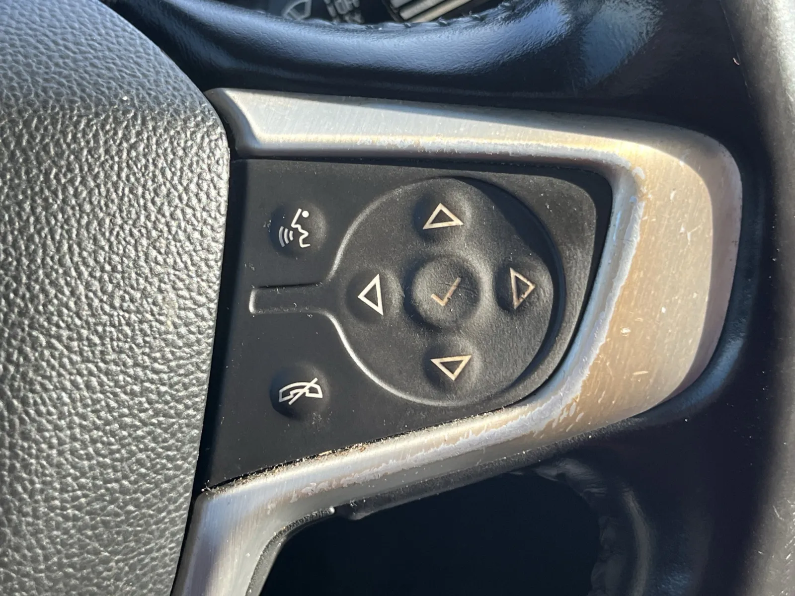 GMC Terrain photo 17