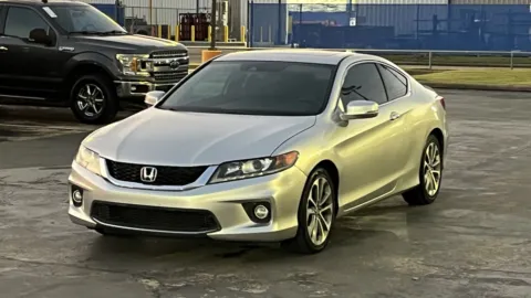 Gray 2014 Honda Accord Coupe EX-L for sale in Alvin, TX