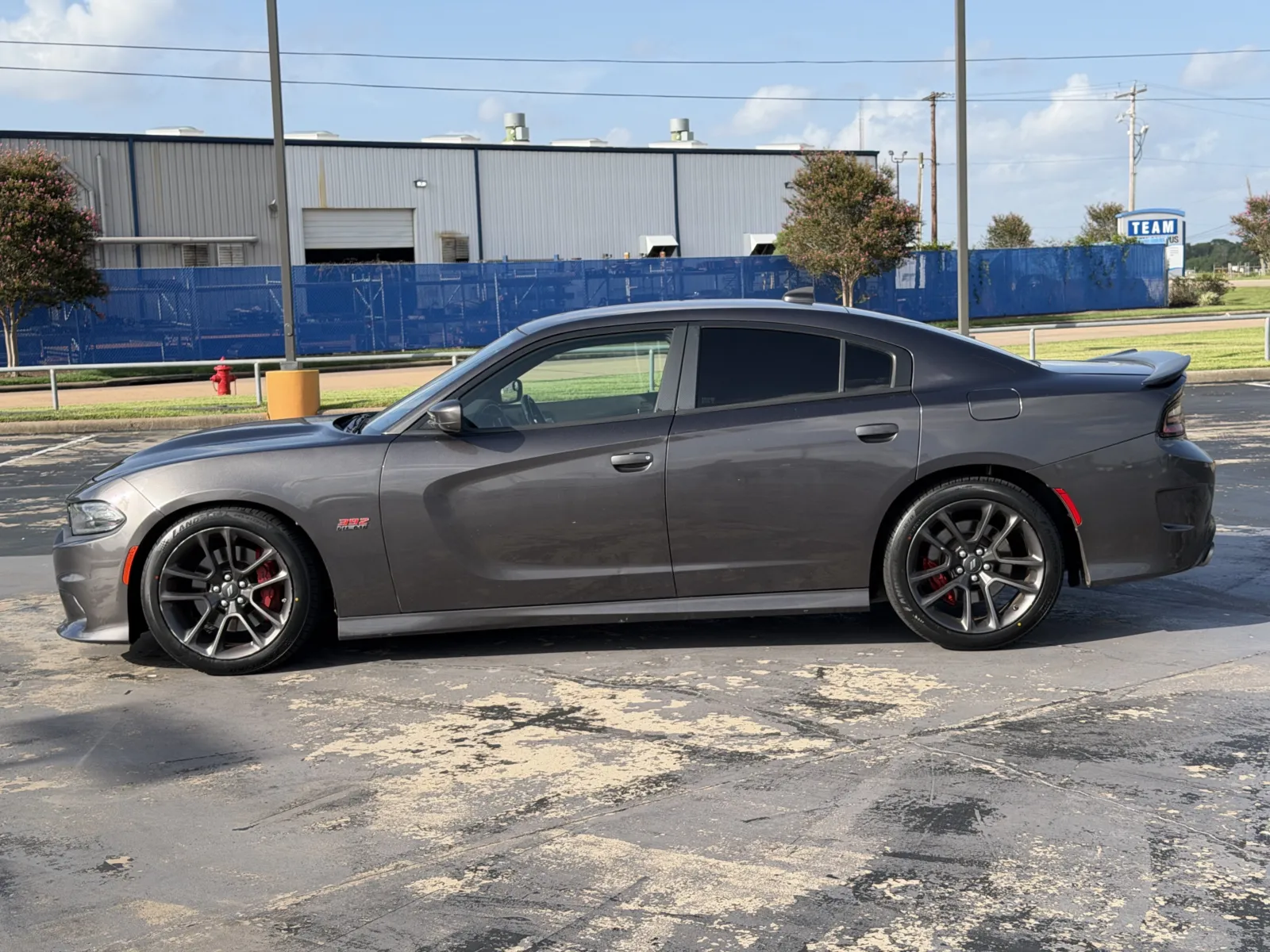 Dodge Charger photo 9