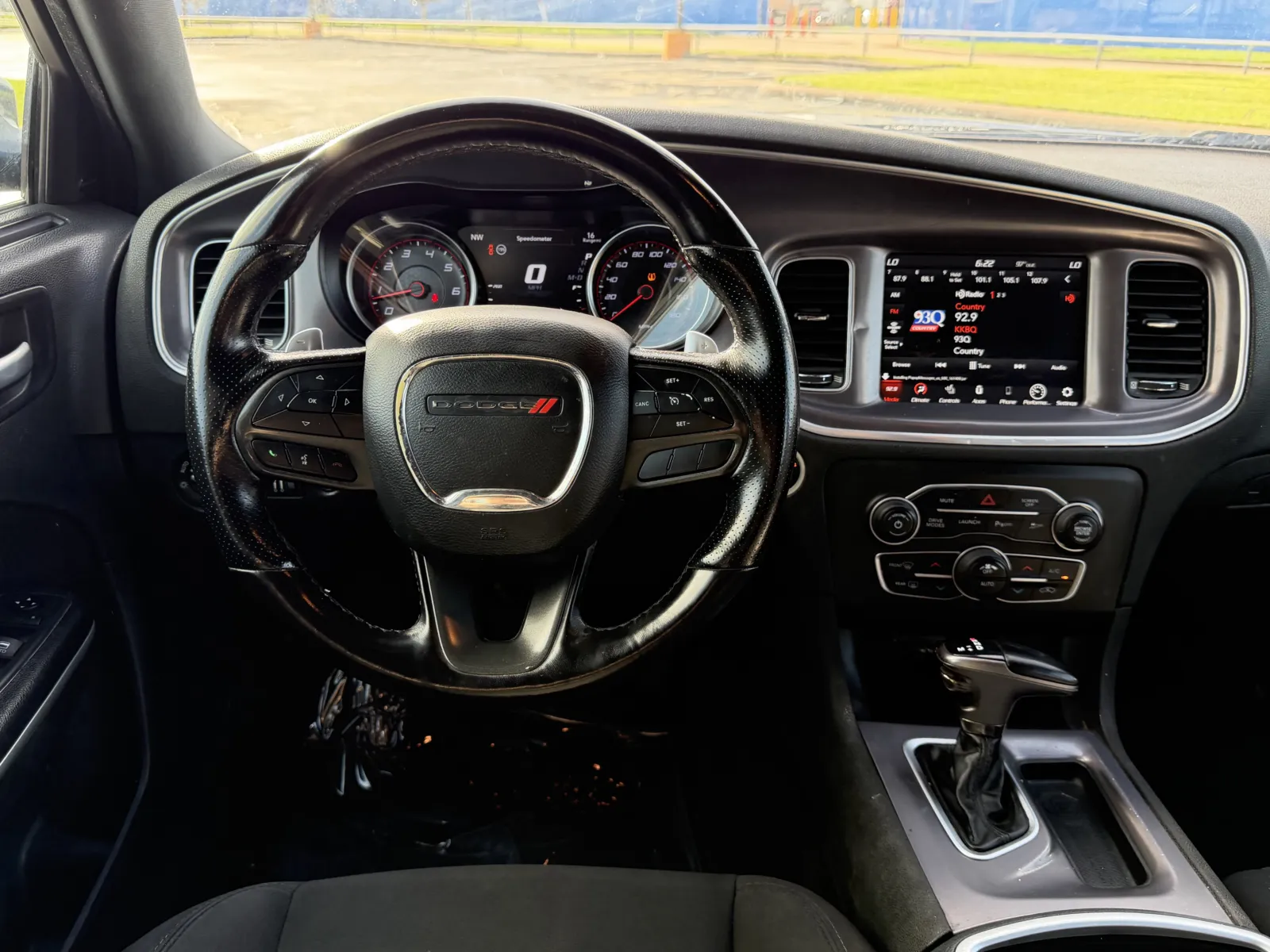 Dodge Charger photo 12