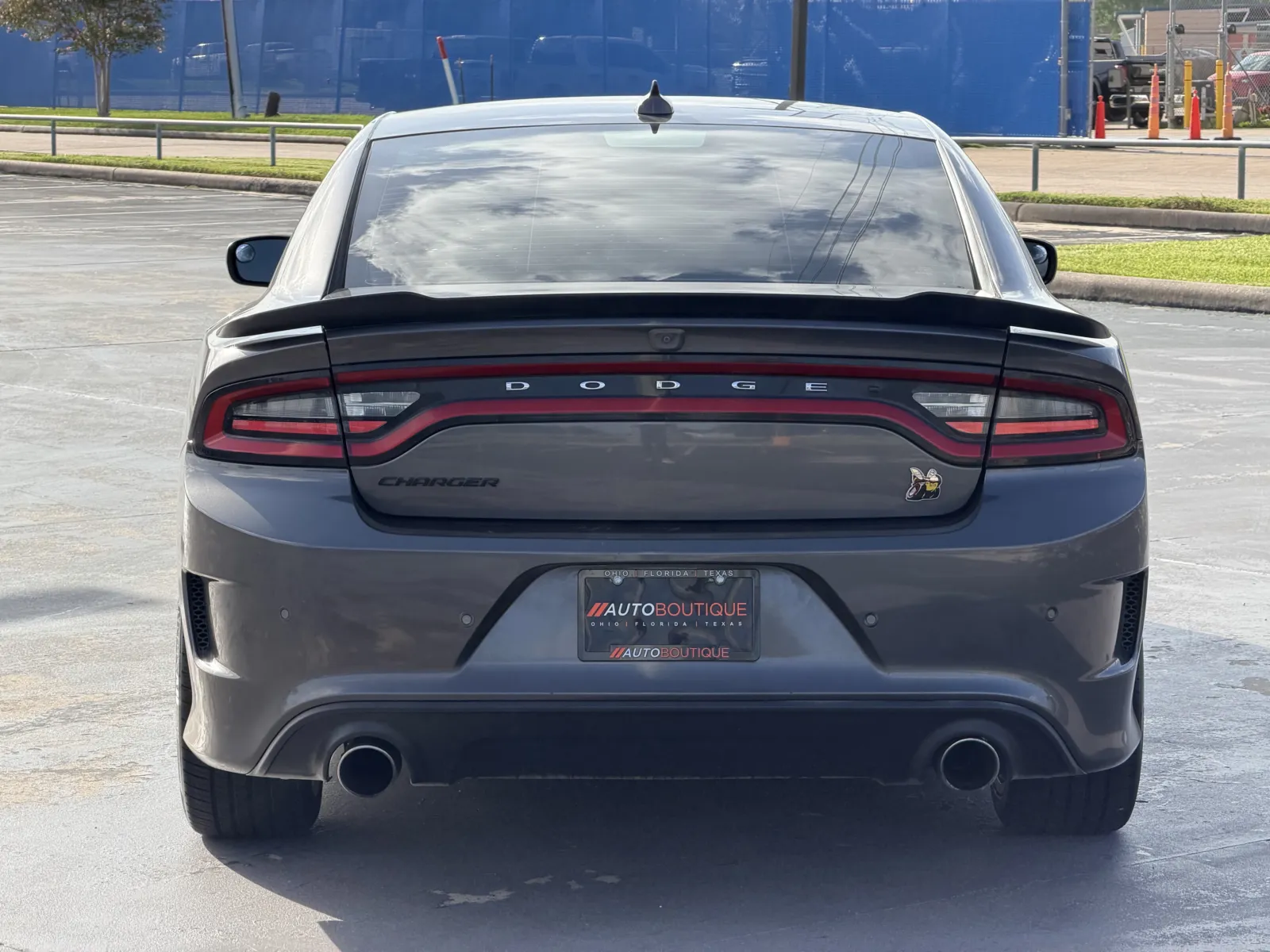 Dodge Charger photo 6