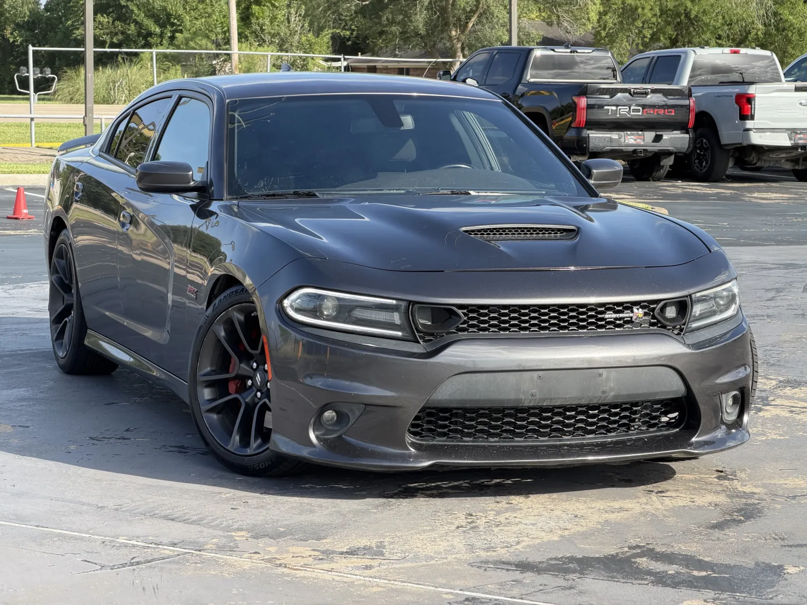 Dodge Charger photo 2