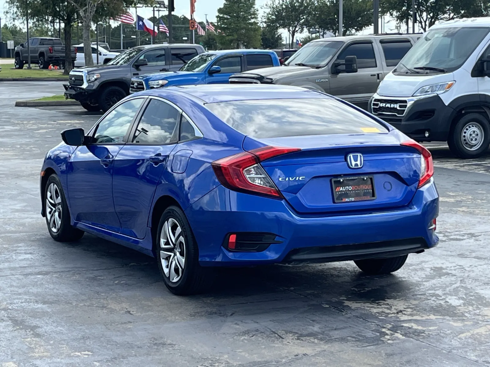 Honda Civic photo 9
