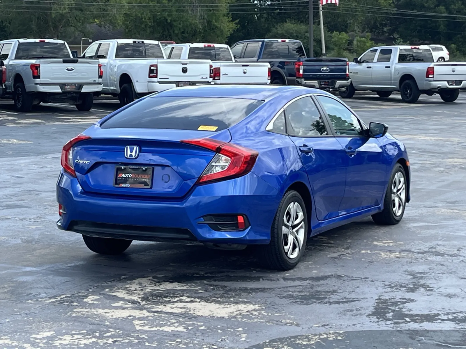 Honda Civic photo 8