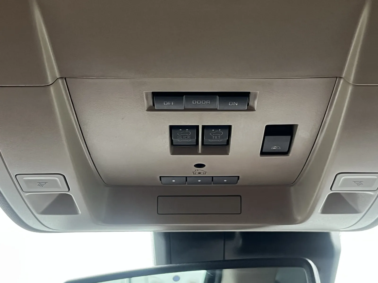 GMC Sierra photo 20