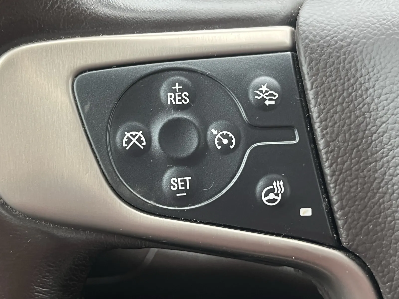 GMC Sierra photo 14