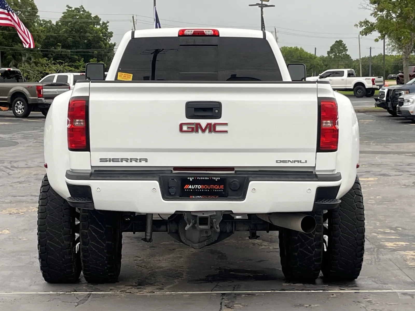 GMC Sierra photo 5