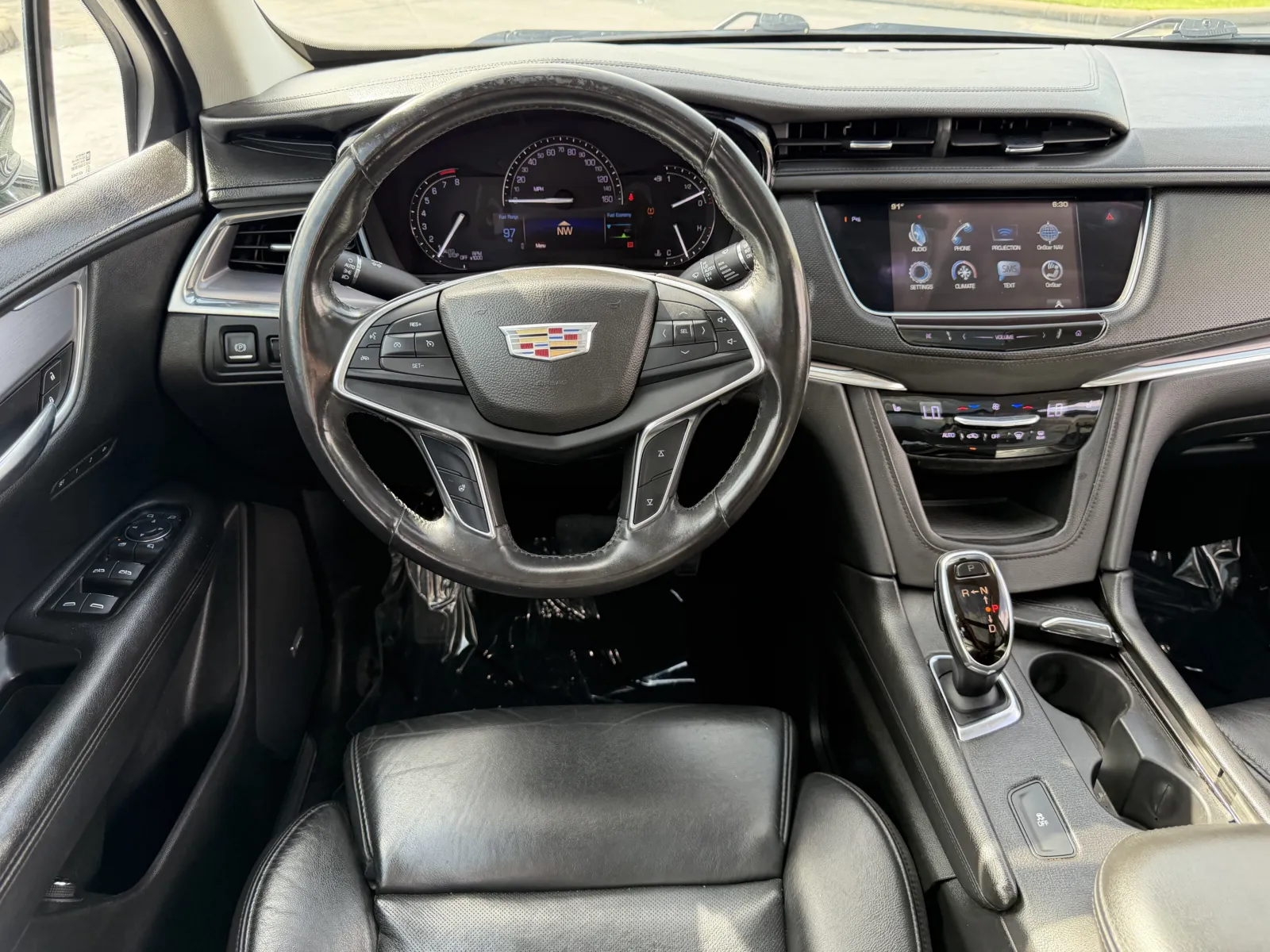 Cadillac XT5 photo 12