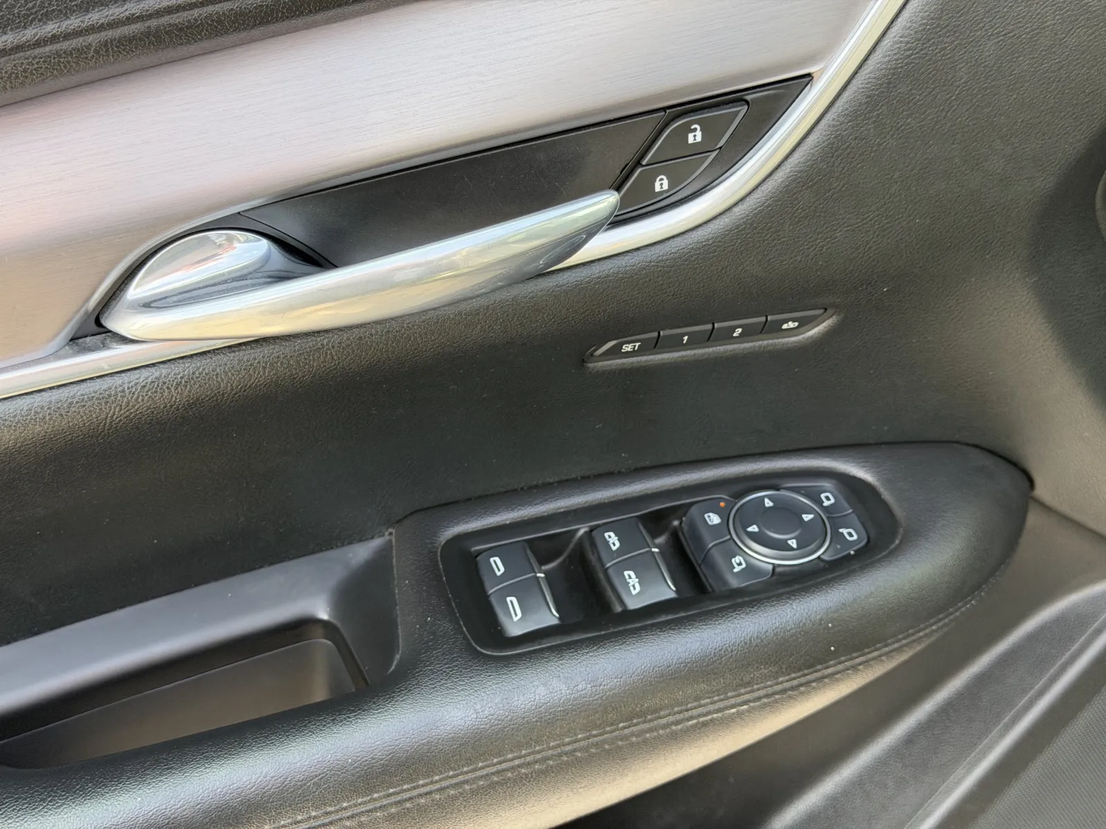 Cadillac XT5 photo 20