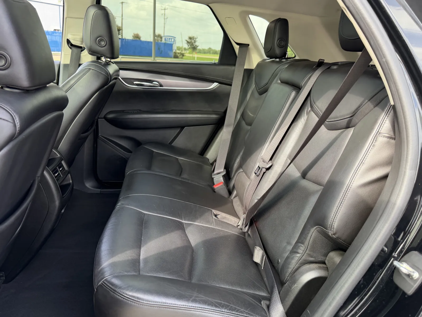 Cadillac XT5 photo 25