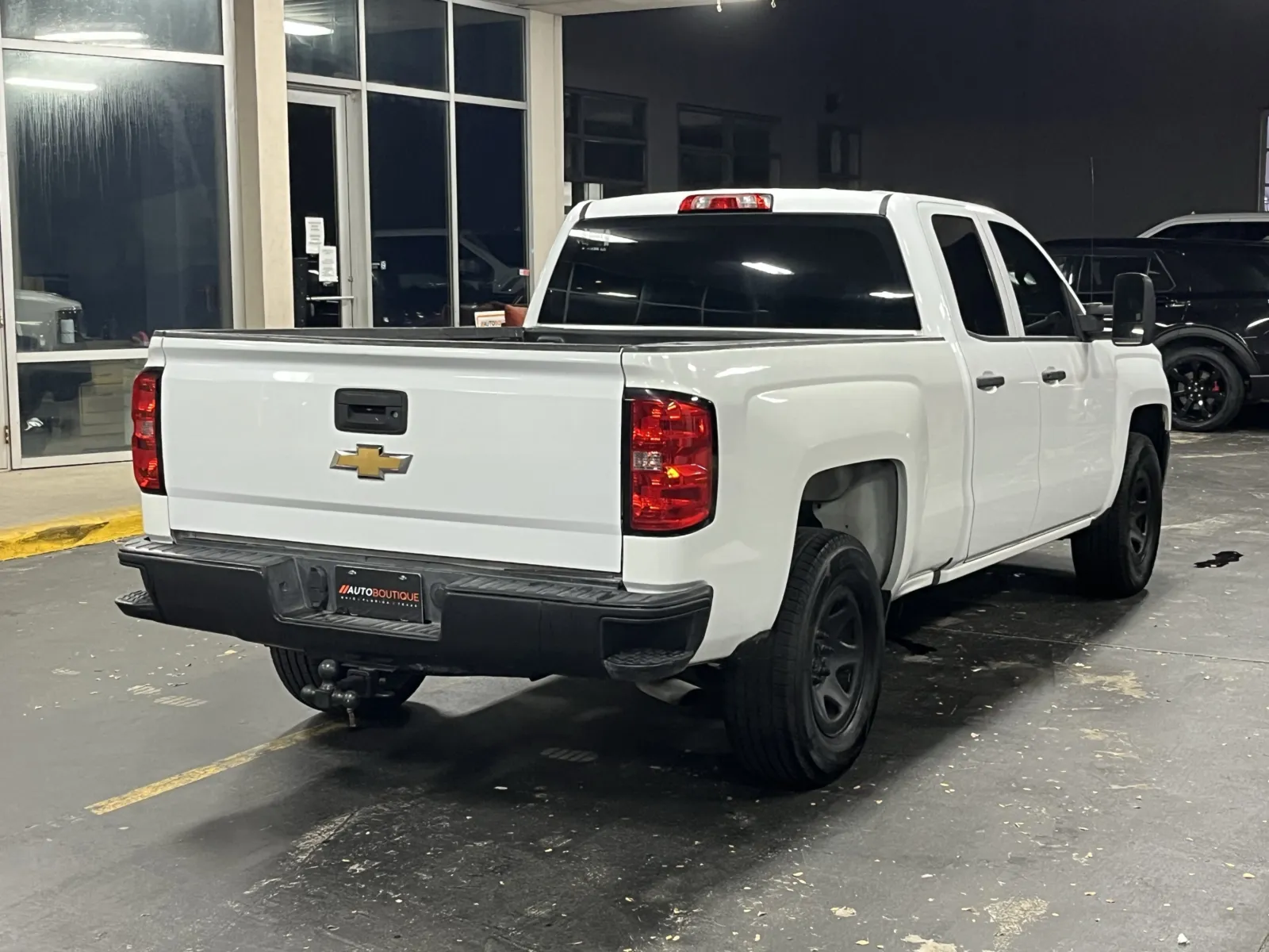 Chevrolet Silverado photo 6