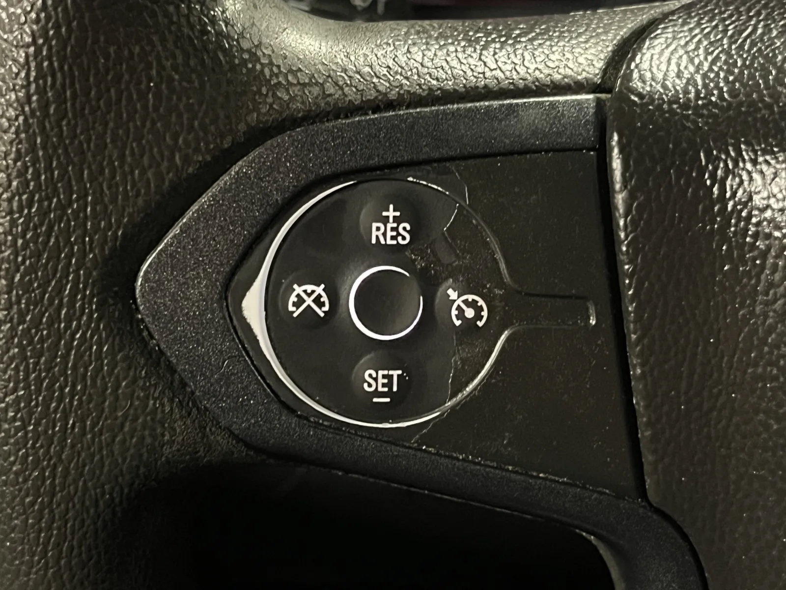 Chevrolet Silverado photo 14