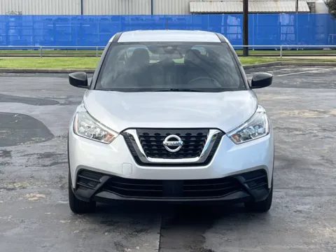 More photos of 2020 Nissan Kicks S at Auto Boutique Texas, TX