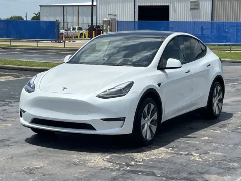 Another view of 2021 TESLA MODEL Y Standard Range for sale in Alvin, TX at Auto Boutique Texas
