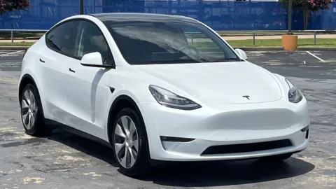 White 2021 TESLA MODEL Y Standard Range for sale in Alvin, TX