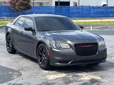 Photos of 2019 Chrysler 300 Touring for sale in Alvin, TX at Auto Boutique Texas