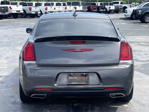 More photos of 2019 Chrysler 300 Touring at Auto Boutique Texas, TX