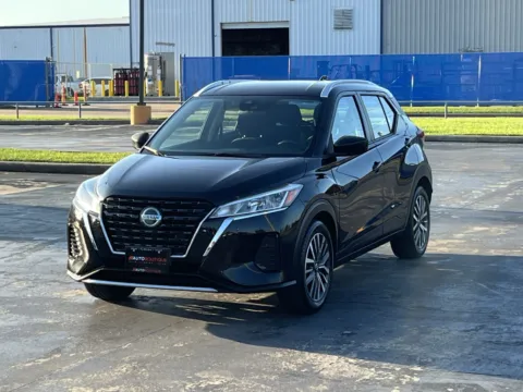 Photos of 2021 Nissan Kicks SV for sale in Alvin, TX at Auto Boutique Texas