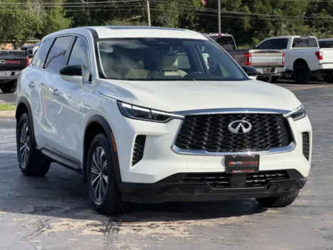 Photos of 2024 INFINITI QX60 PURE for sale in Alvin, TX at Auto Boutique Texas