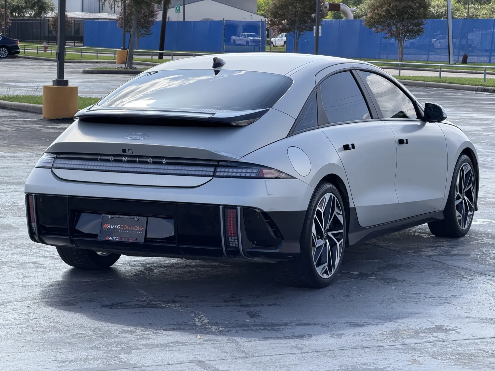 Hyundai Ioniq 6 photo 8