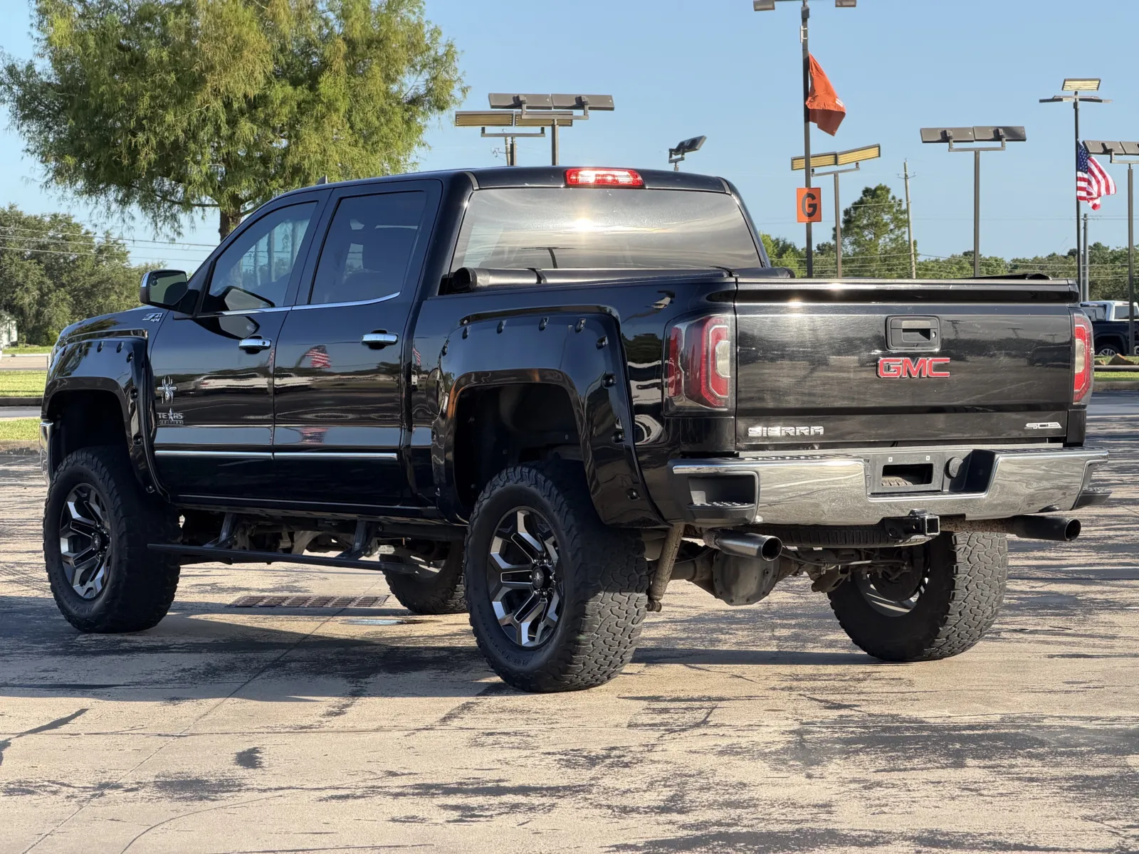 GMC Sierra photo 7