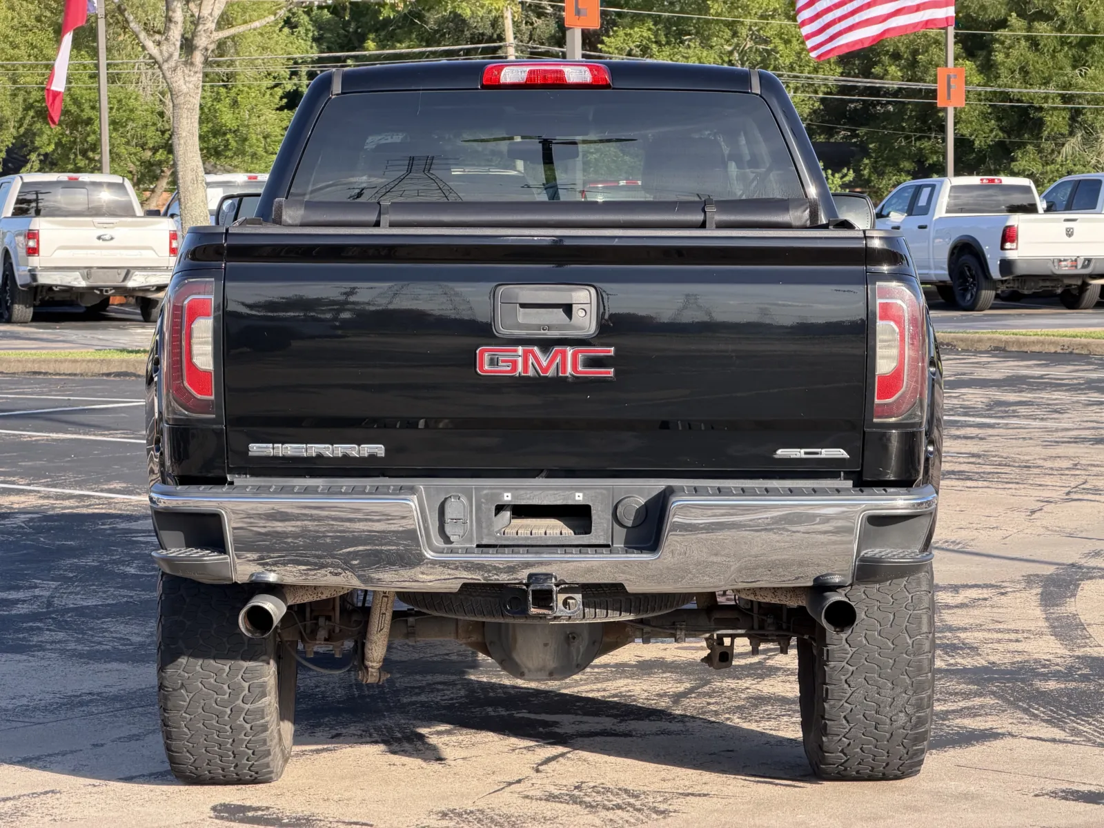 GMC Sierra photo 6