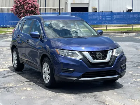 Photos of 2020 Nissan Rogue S for sale in Alvin, TX at Auto Boutique Texas