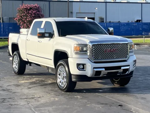 Photos of 2016 GMC Sierra 2500HD Denali for sale in Alvin, TX at Auto Boutique Texas