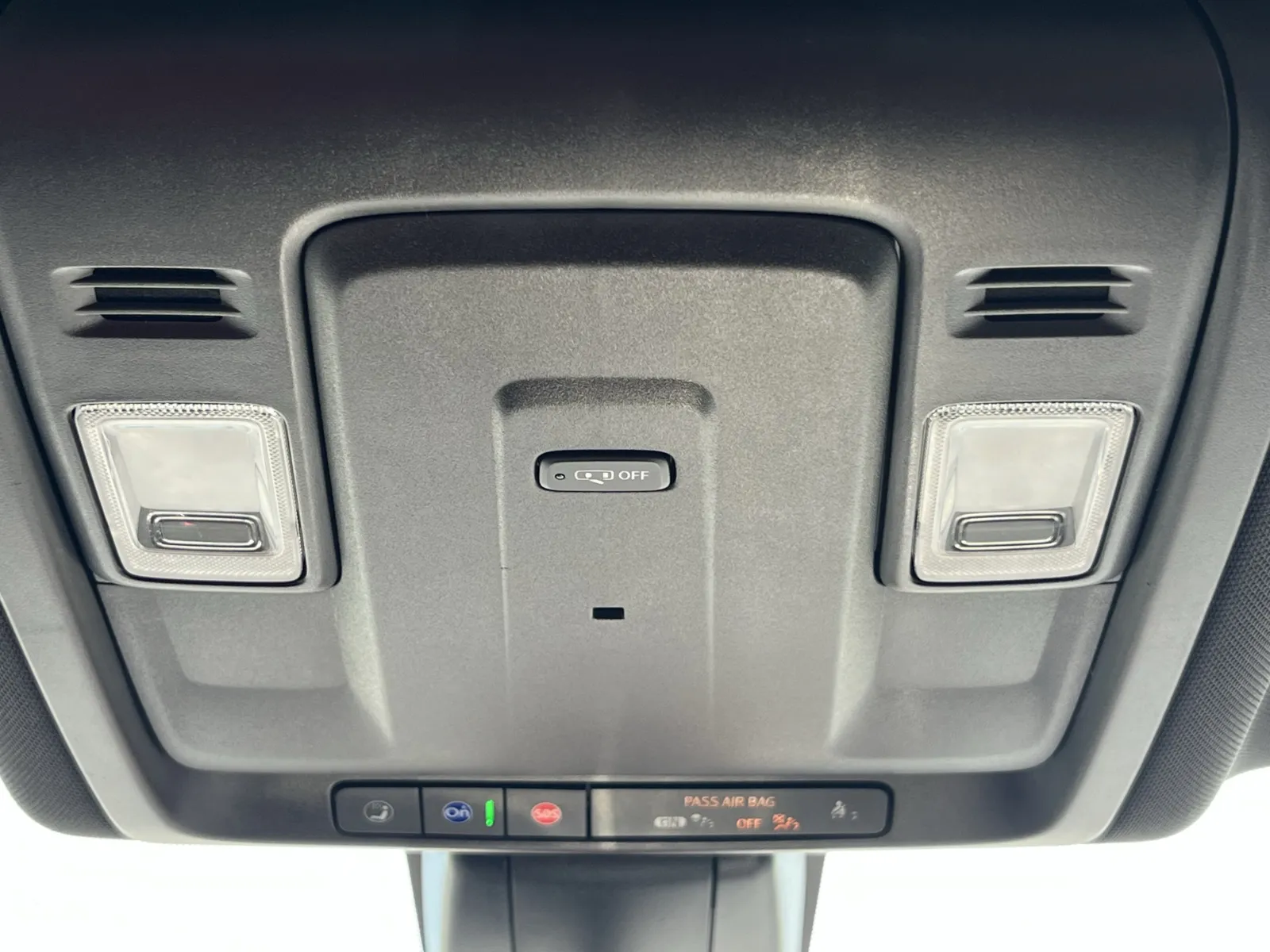 GMC Yukon XL photo 22