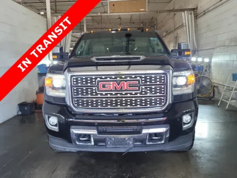 Black 2019 GMC Sierra 2500HD Denali for sale in Alvin, TX