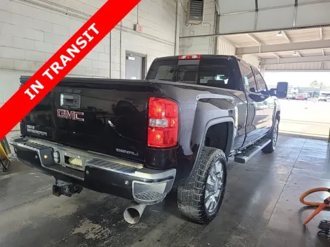 More photos of 2019 GMC Sierra 2500HD Denali at Auto Boutique Texas, TX