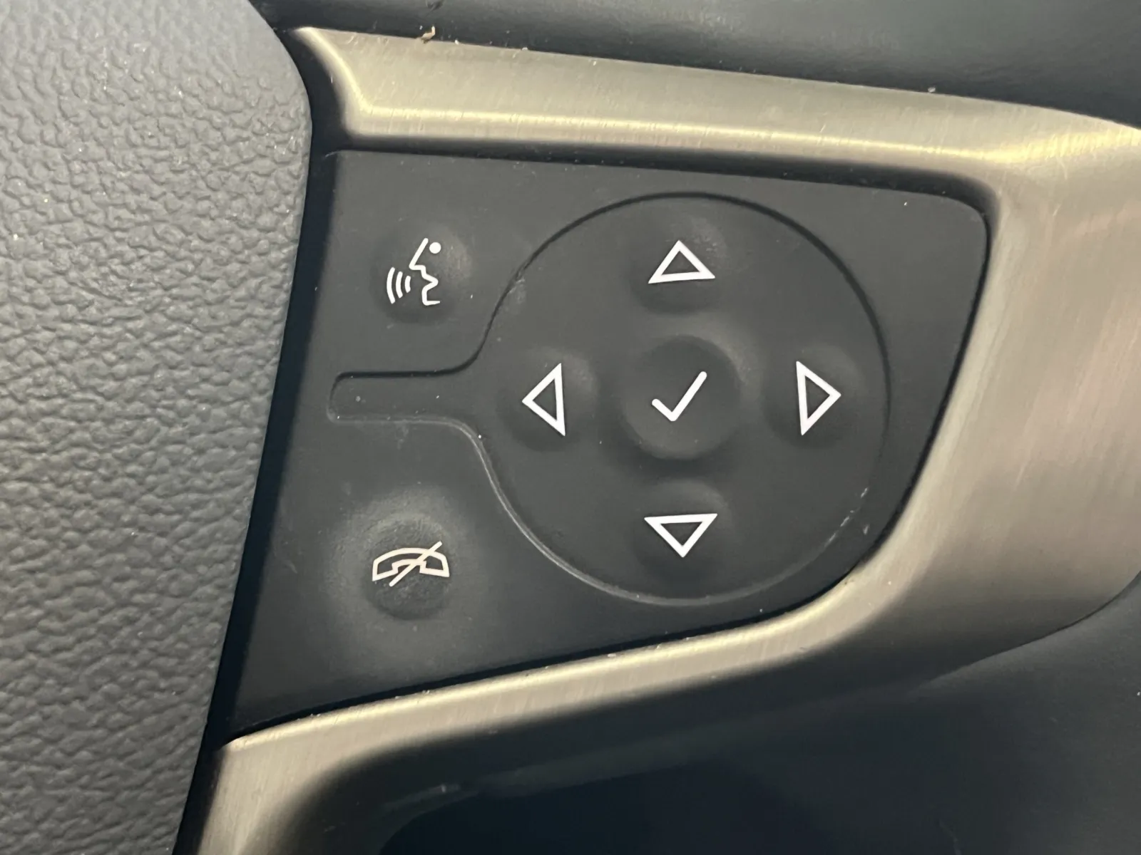 GMC Acadia photo 15
