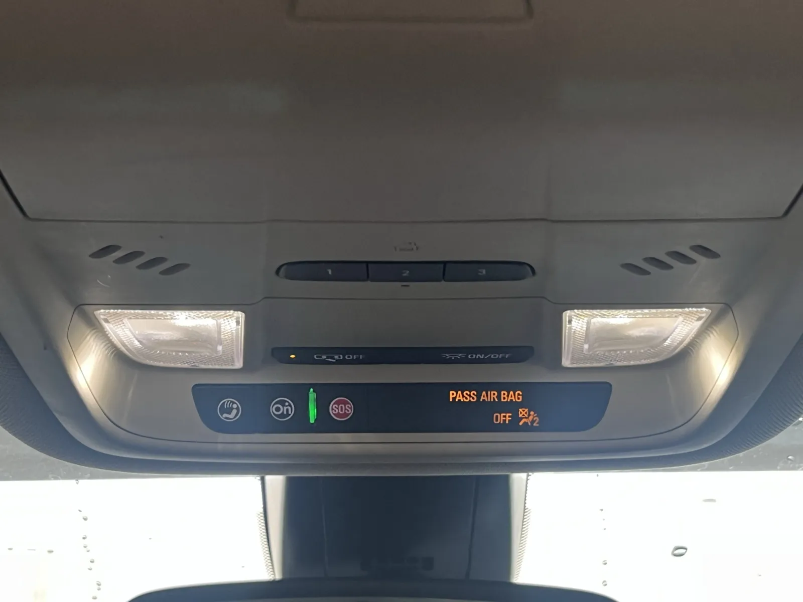 GMC Acadia photo 19