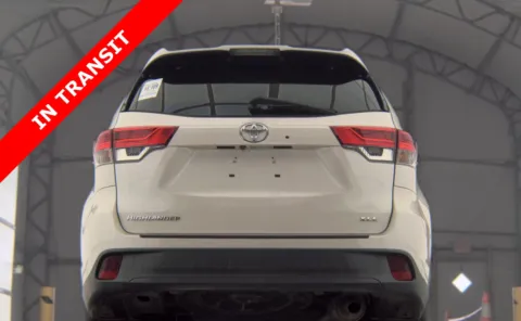 More photos of 2017 Toyota Highlander XLE at Auto Boutique Texas, TX