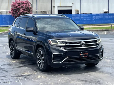 Photos of 2021 Volkswagen Atlas 3.6L V6 SEL R-Line for sale in Alvin, TX at Auto Boutique Texas